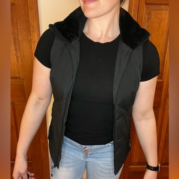 Black Insulated Vest with High Collar - Picture 2 of 7